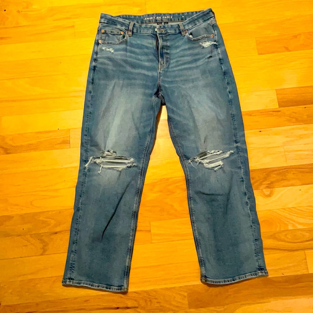 American Eagle Curvy Straight Leg Stretch Ripped Denim Jeans, Size 18